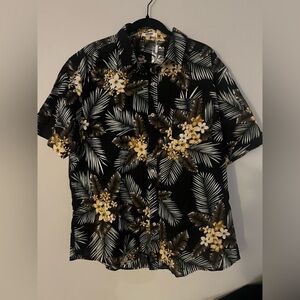 NWT Coofandy XL Black Hawaiian Floral Casual Button Down Shirt